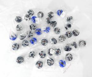 lot 120 image: Lot of 39 Mini Screw Type Lamp Holders