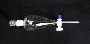 lot 167 image: Set of 2 Glass 100 ML Separatory Funnels With Stopcocks
