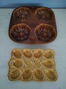 lot 85 image: Two Vintage Ceramic Kitchen Items