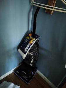 lot 118 image: Eureka Ultra Vacuum