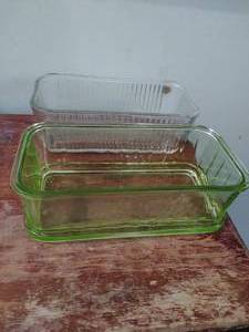 lot 125 image: Two Vintage Glass Dishes Including Vaseline Glass Fridgy