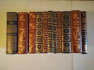 lot 222 image: Collection Of Vintage Classic Books