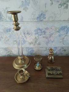 lot 148 image: Collection of Brass Dcor