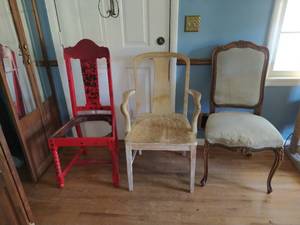 lot 24 image: Collection of Chairs
