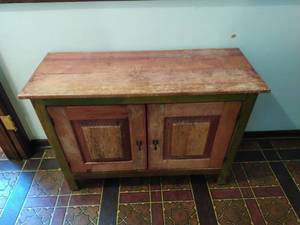 lot 2 image: Vintage Cabinet
