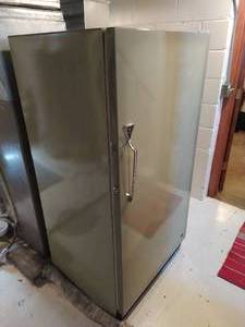 lot 41 image: Vintage Olive Green Upright Freezer