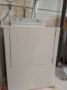 lot 42 image: Maytag 6 Cycle Gas Dryer