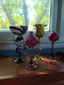 lot 67 image: Four Pieces of Handblown Glass Dcor
