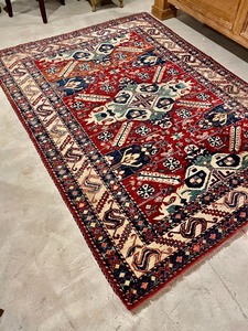 Stunning Hand Woven Wool Area Rug