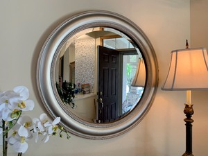 Round Decorative Wall Mirror