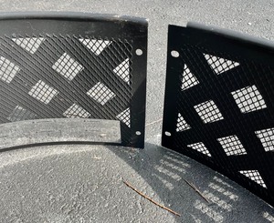 New Unassembled Fire Pit with Top Screen