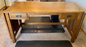 Lovely Expandable Office Desk