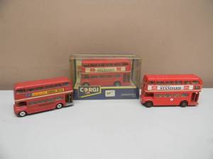 lot 19 image: VERY COOL - SET OF 3 CORGI DOUBLE DECKER BUSES - CORGI TOYS LONDON TRANSPORT ROUTEMASTER DOUBLE DECKER BUS - CORGI LONDON BUS 9760 IN BOX - CORGI THE LONDON STANDARD DOUBLE DECKER BUS - SEE PICTURES
