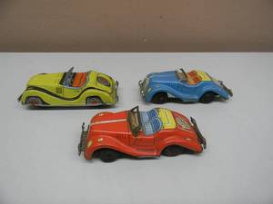 lot 31 image: AWESOME SET - 3 VINTAGE METAL MG CARS - YELLOW - RED - BLUE - APPROX 4 - SEE PICTURES