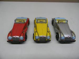 lot 32 image: AWESOME SET OF 3 VINTAGE METAL MG CARS - SILVER - YELLOW - RED - APPROX 5 - SEE PICTURES