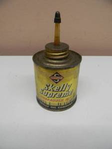 lot 50 image: VINTAGE SKELLY SUPREME 4oz HOUSEHOLD OIL CAN - NICE - VERY COOL - SEE PICTURES