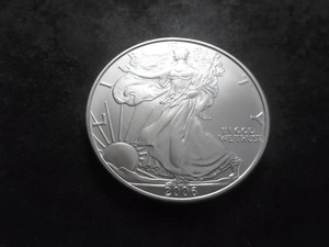 lot 68 image: 2006 Silver Eagle Choice MS From Unc Roll