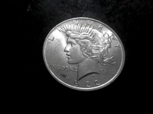 lot 72 image: 1922  Silver Peace Dollar