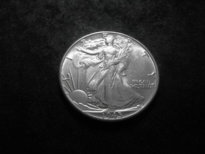 lot 101 image: 1945 Walker Half Dollar