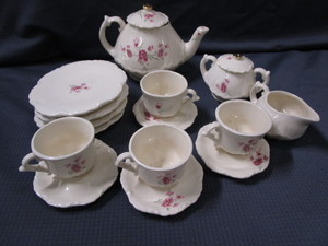 Childs Tea Set