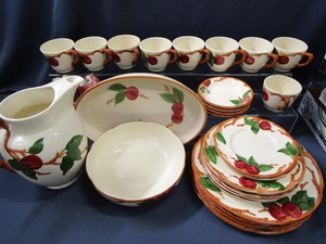 Franciscan Apple Dinnerware