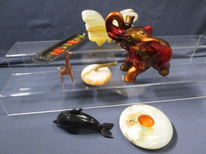 Onyx & Metal