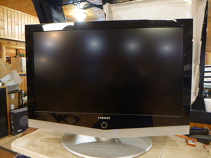 Samsun High Definition LCD TV