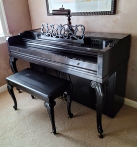 Everett Upright Piano