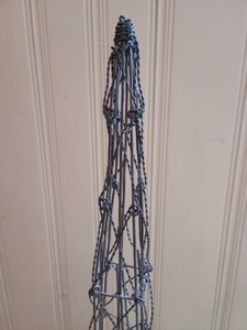 MetalWire Eiffel Tower Sculpture