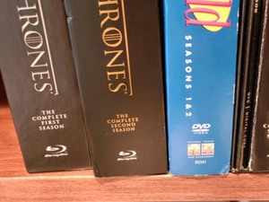 DVDBlu-Ray Sets