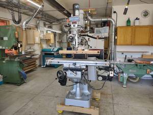 lot 1A image: Sharp LVM-50 Vertical Knee Mill