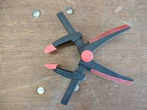 lot 32 image: (6) Adjustable Bessey Pinch Clamps...