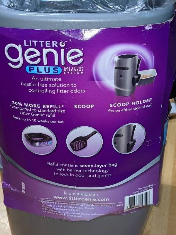 lot 73 image: Litter Genie Plus