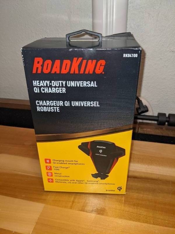 lot 271 image: RoadKing Heavy-Duty Universal Qi Charger with Mount
