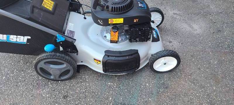 lot 5 image: Pulsar 21 Gas-Powered Lawn Mower Self-Propelled