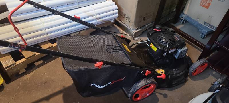 lot 88 image: Pulsar Products PPG1221 21 Cutting Path Gasoline Lawn Mower