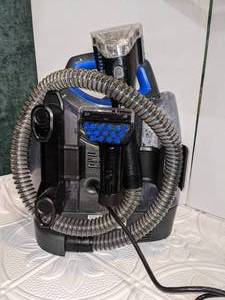 lot 103 image: Bissell SpotClean Pro Heat