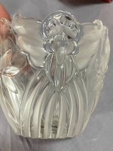 lot 126 image: Two Gorham Holiday Traditions Angels of Peace 3 12 Votives