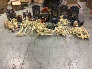 Lot of Assorted Halloween Seasonal Items Customer Returns See Pictures