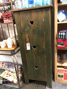 lot 77 image: Nice Primitive Green Wooden Cabinet wHeart Cutouts