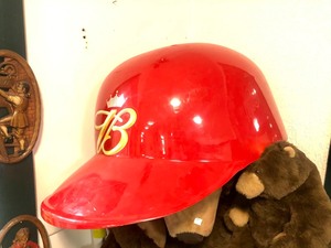 lot 76 image: HUGE Budweiser Hanging Baseball Helmet Beer Display