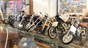lot 78 image: Lot of Different 10 Diecast Motorcycles