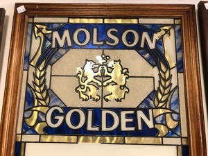 lot 129 image: Vintage MOLSON GOLDEN Stained Glass Style Beer Sign