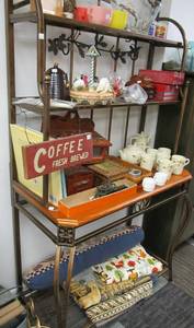 lot 20 image: Entire Contents of Rack