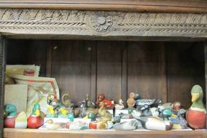 lot 40 image: Contents of Shelf - Duck Figurines etc