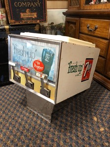 lot 139 image: Vintage 1960s Era Movie Theater 7UP Multiplex Soda Machine