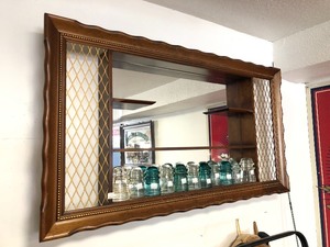 lot 143 image: Mid Century Shadowbox Wall Shelf wOld Insulators
