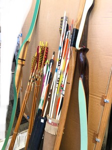 lot 144 image: 3 Large Vintage ArcheryHunting Bows & MANY Arrows