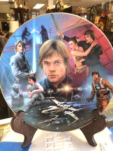 lot 149 image: Lot of 6 Hamilton Collection STAR WARS Collector Plates