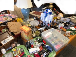 lot 2 image: All Items on Large Dining Table